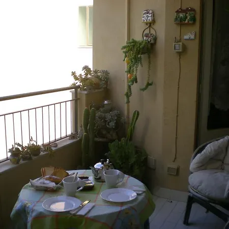 Orizzonte Oda ve Kahvaltı Cefalù