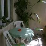 Orizzonte Oda ve Kahvaltı 3*